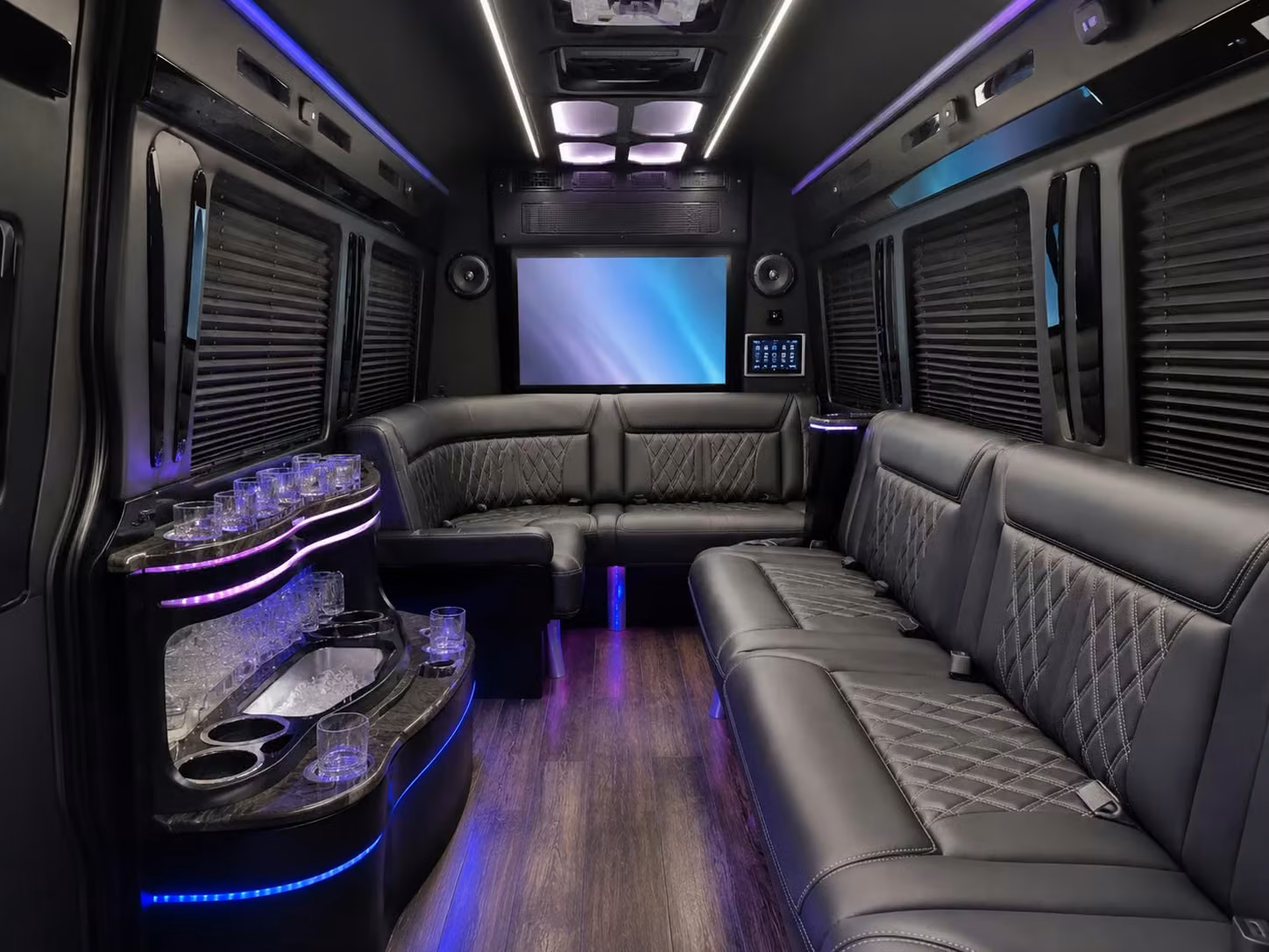 bus rental options for everett trips