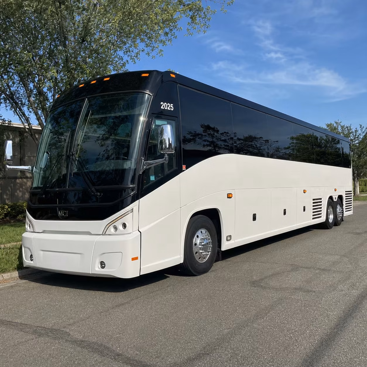 coachbuseverett com is here for multi day bus trips and extended group travel from everett