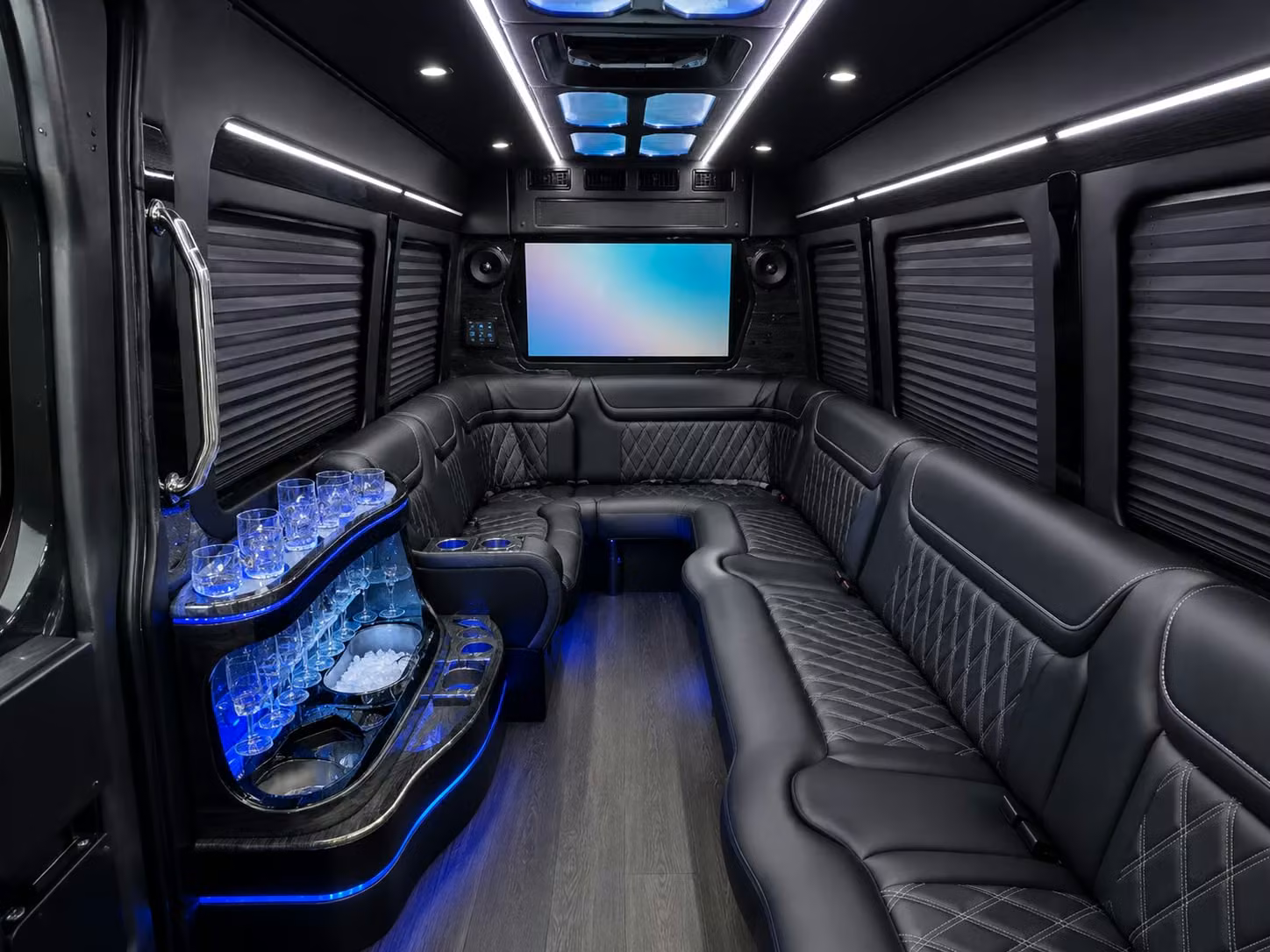 construction and workforce shuttle services across snohomish county