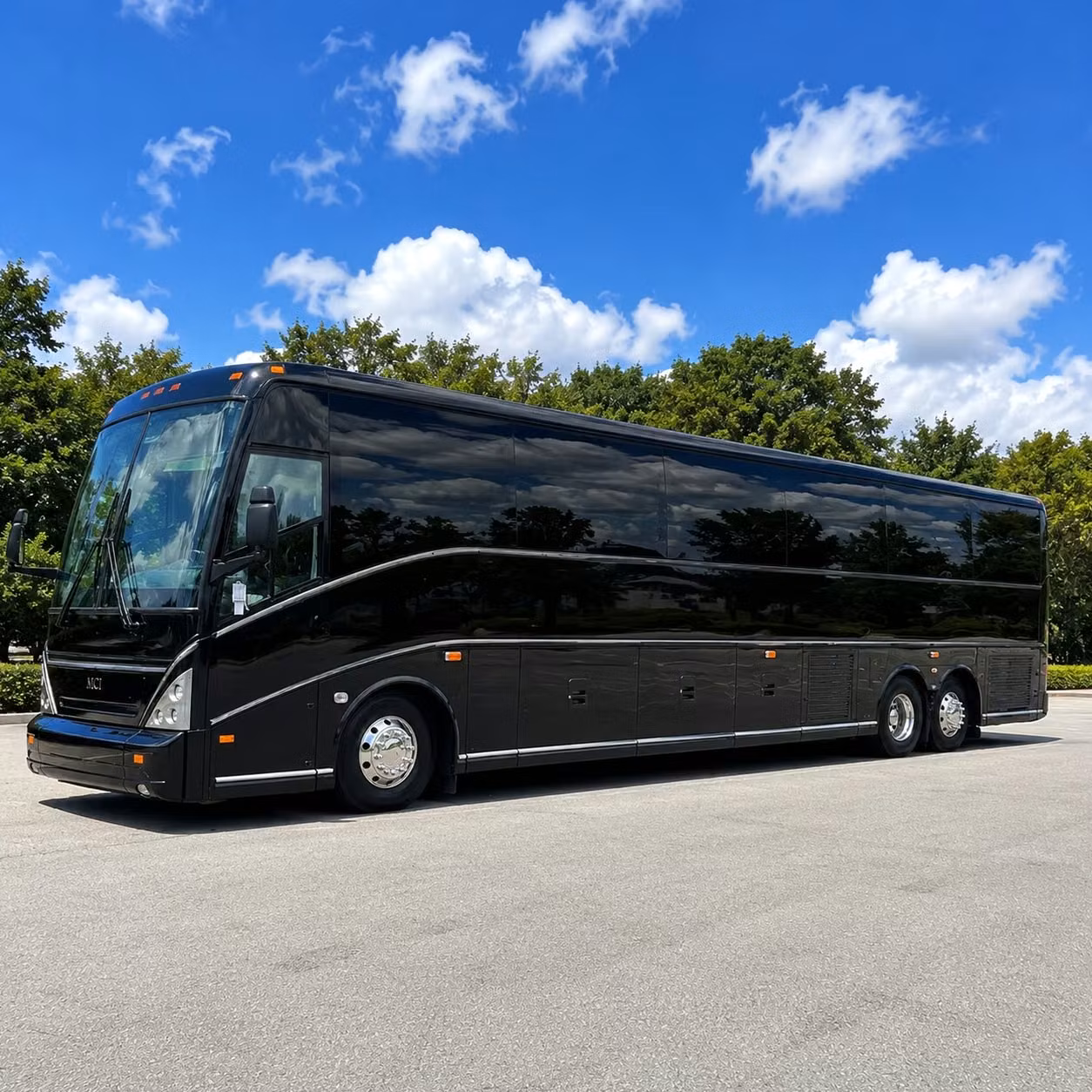 corporate shuttle services and employee transportation in everett
