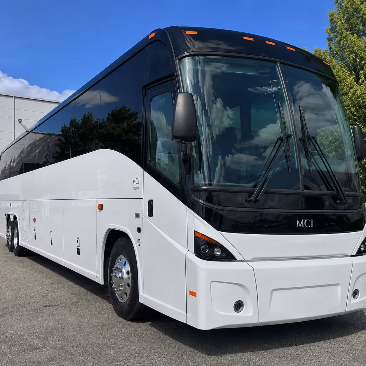 shuttle your everett workforce between boeing paine field and downtown without the headache